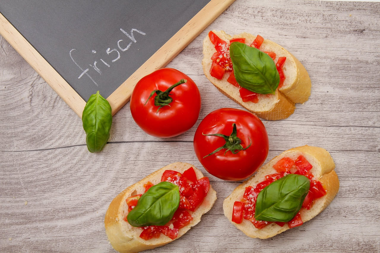 Lezione 21 - Pomodoro fresco e pelati: quando usare l'uno o l'altro